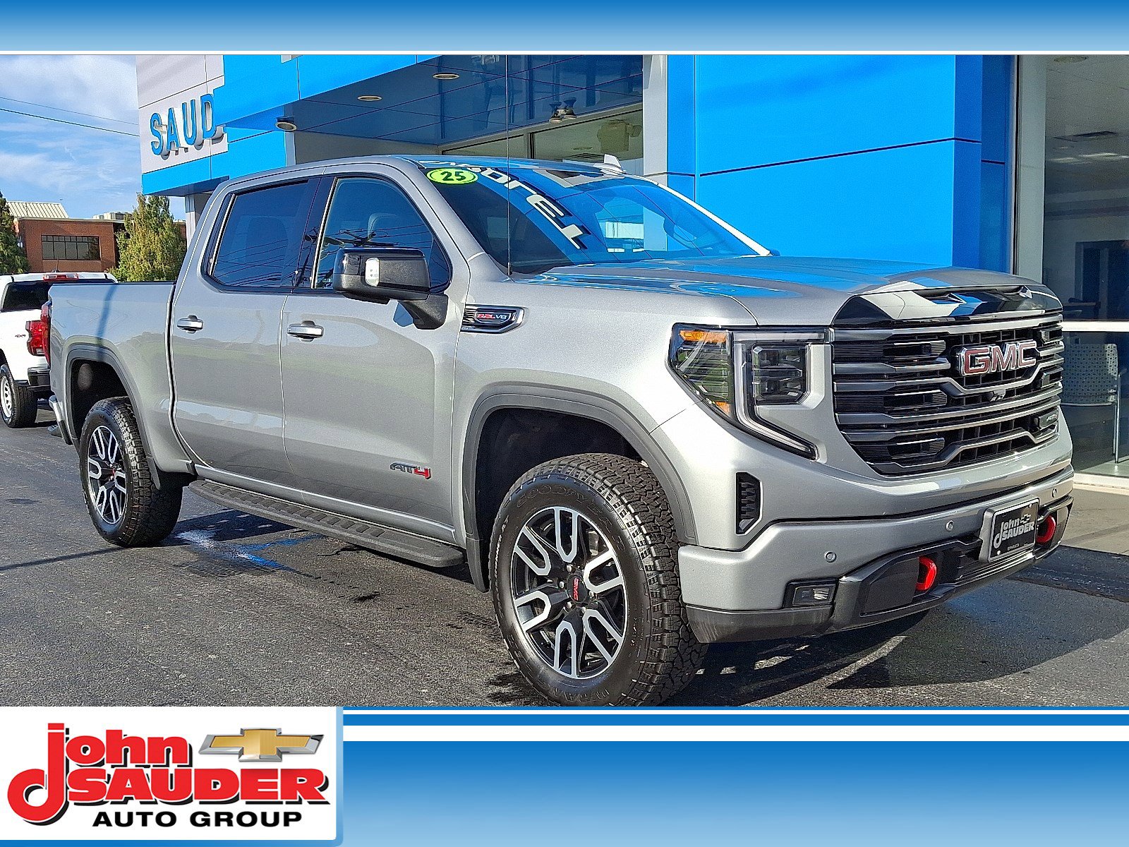 Used 2025 GMC Sierra 1500 AT4 image 1