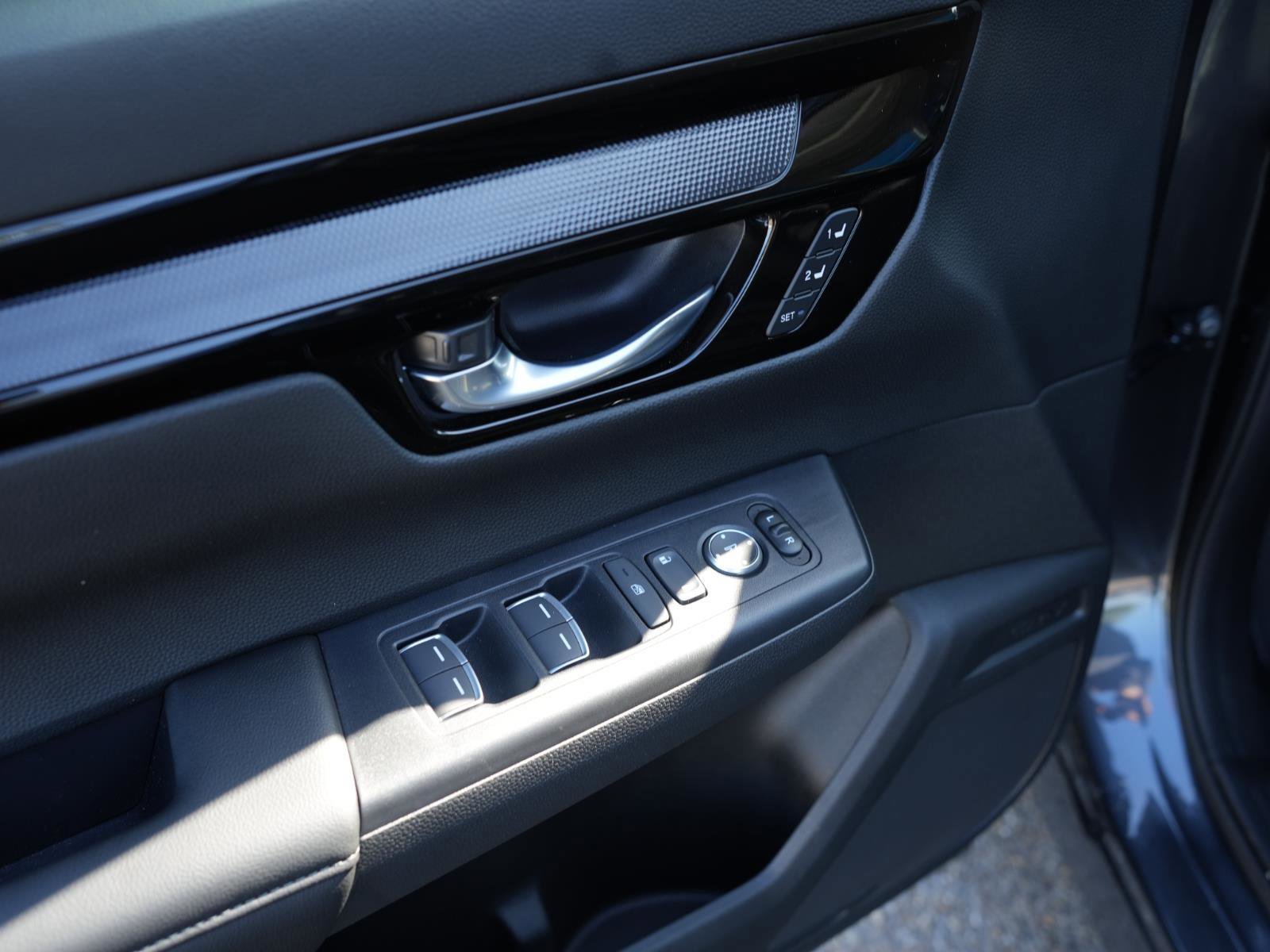 Used 2026 Honda CR-V EX-L image 14