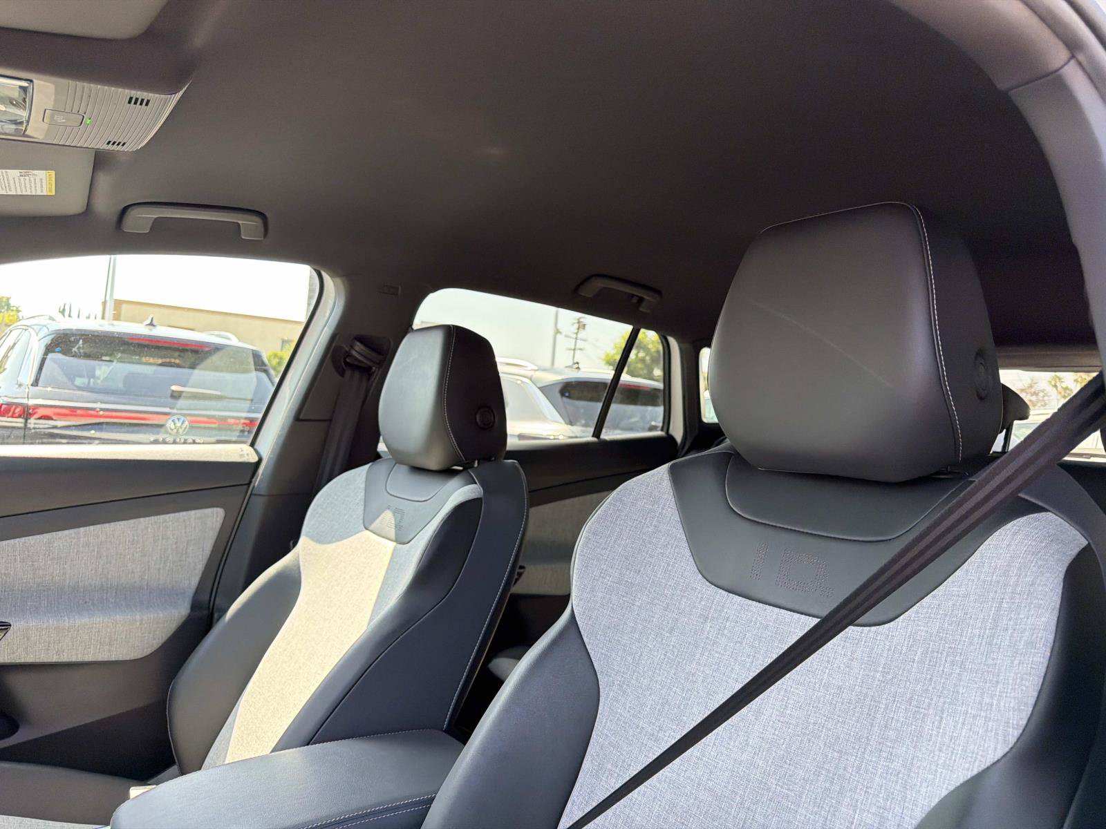 Certified 2023 Volkswagen ID.4 Pro AWD/4WD image 16