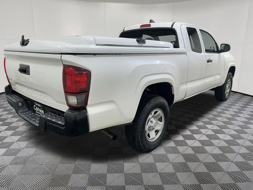 Used 2022 Toyota Tacoma SR AWD/4WD image 7