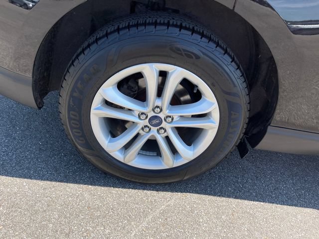 Used 2019 Ford Edge SEL w/ Equipment Group 201A AWD/4WD image 41