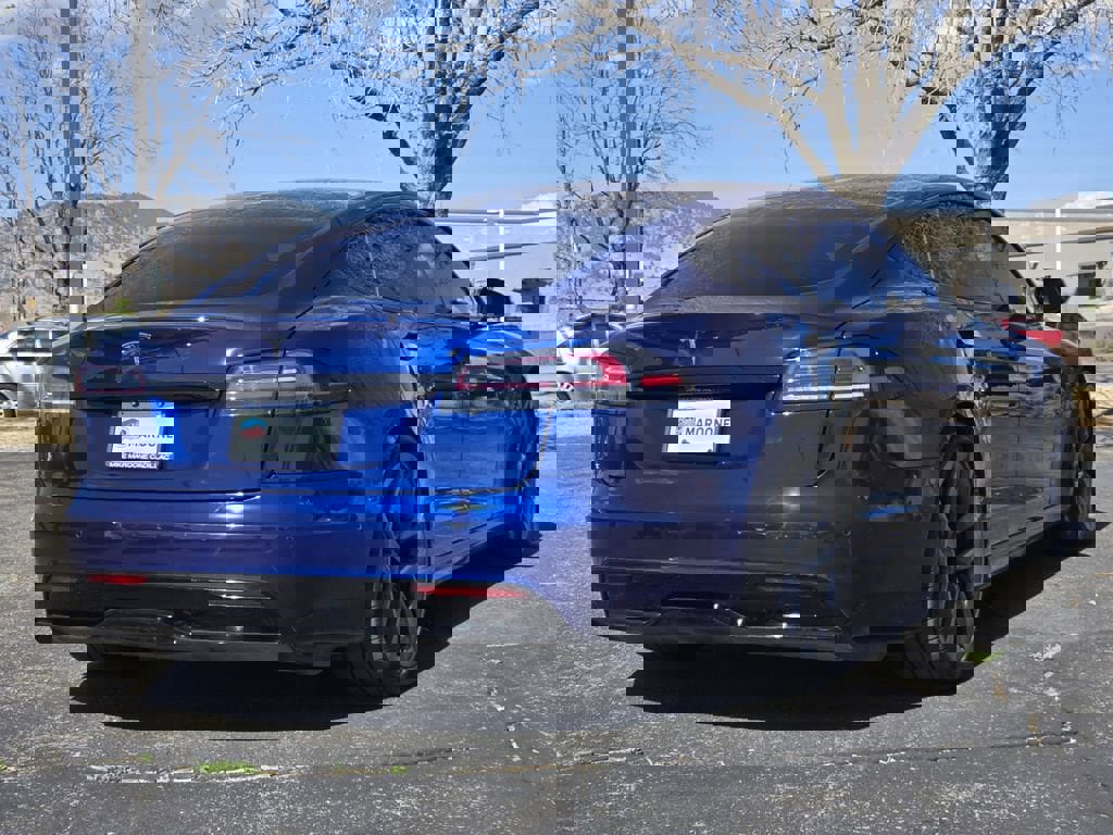 Used 2022 Tesla Model S image 4