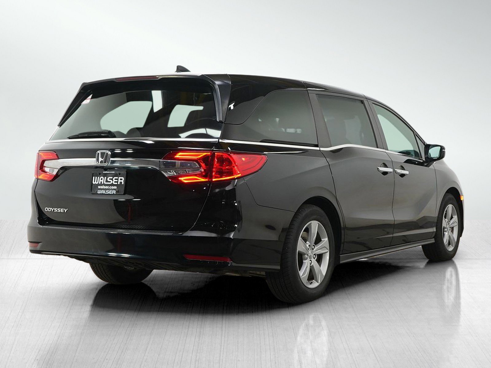 Used 2019 Honda Odyssey EX image 5