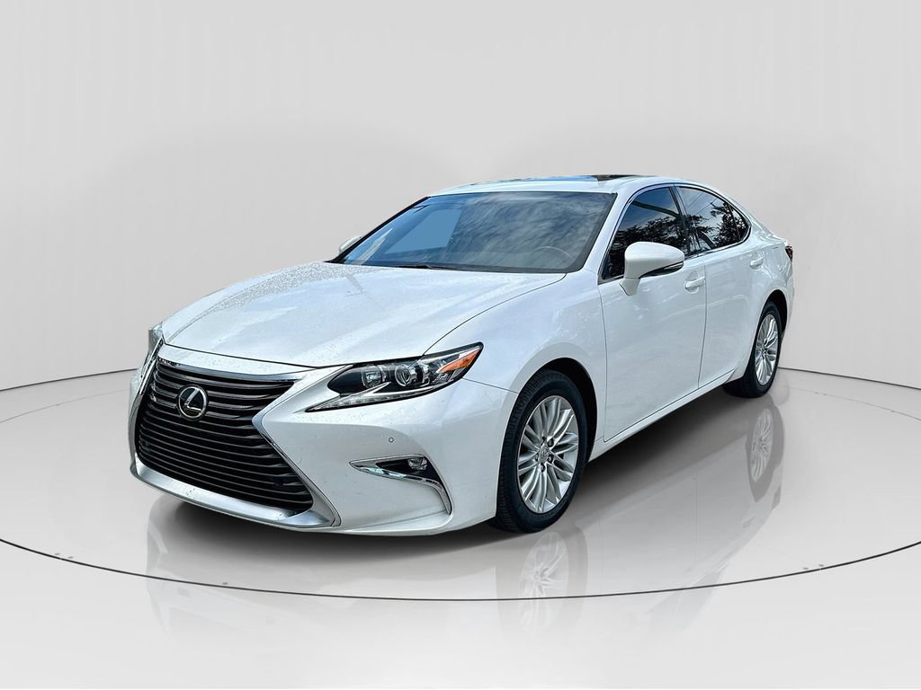 Used 2016 Lexus ES 350 w/ Premium Package w/Wood Trim FWD image 3