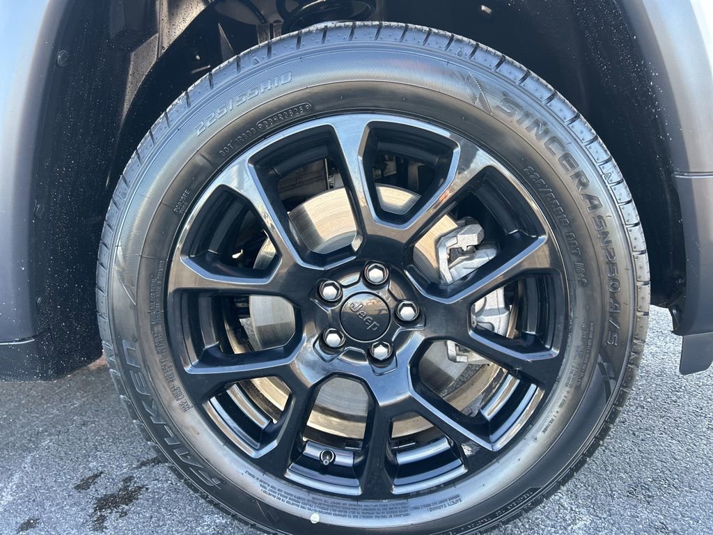 Used 2023 Jeep Compass Altitude image 31