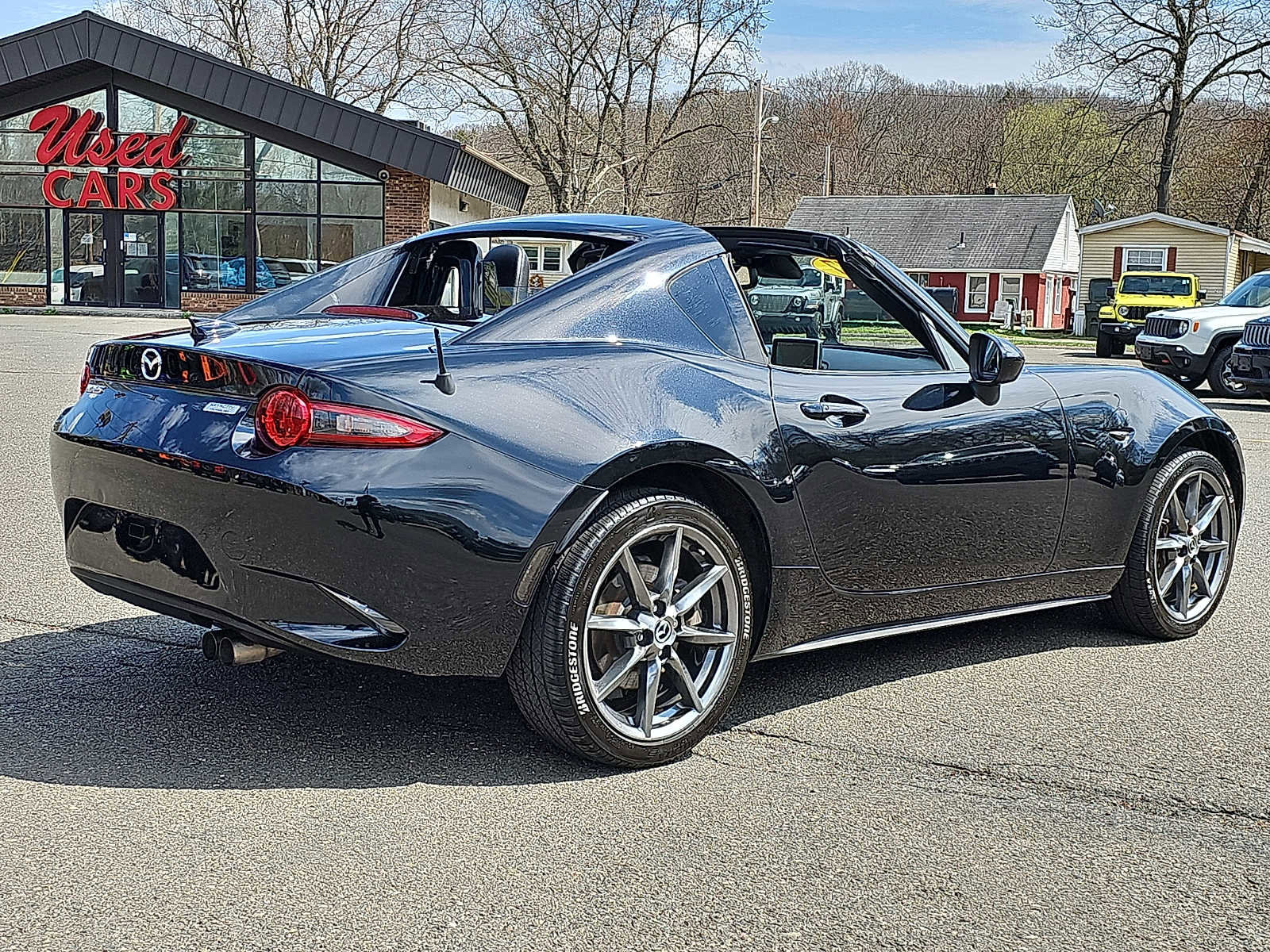 Used 2017 MAZDA MX-5 Miata RF Grand Touring RWD image 6