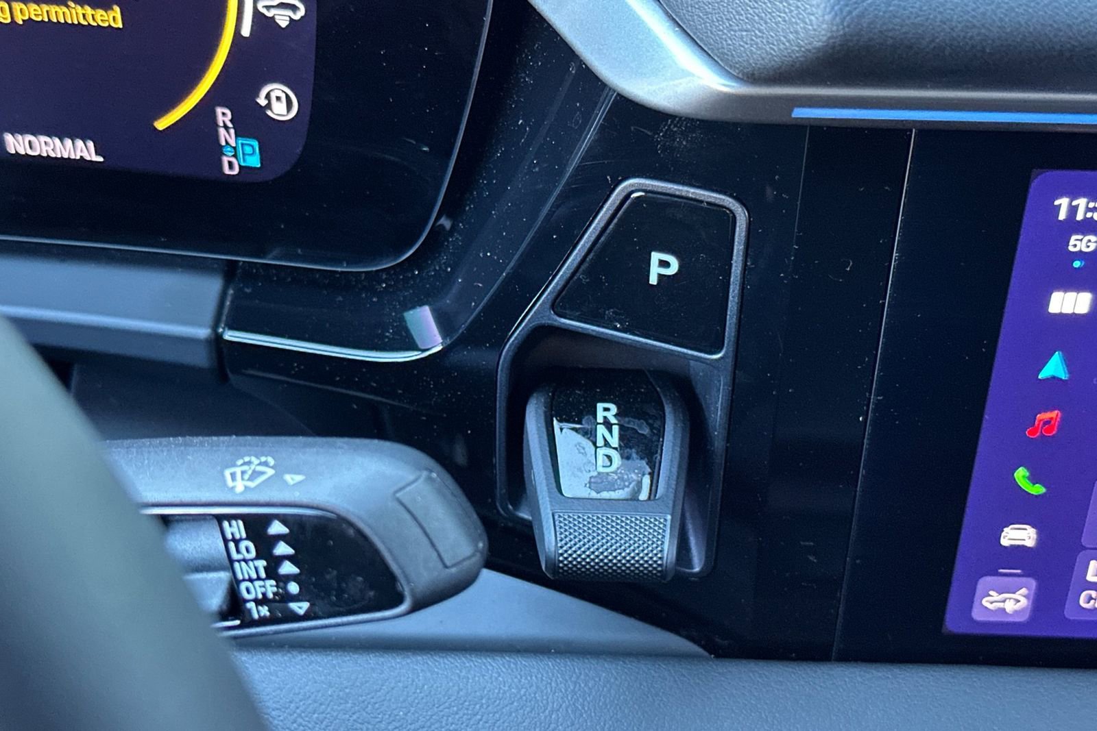 Certified 2025 Porsche Macan 4S Electric image 28