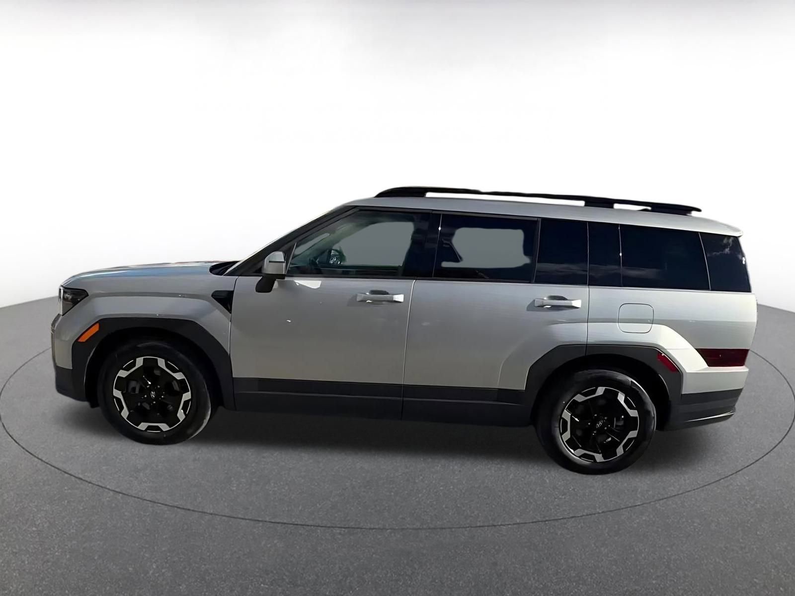 Used 2025 Hyundai Santa Fe SEL image 9