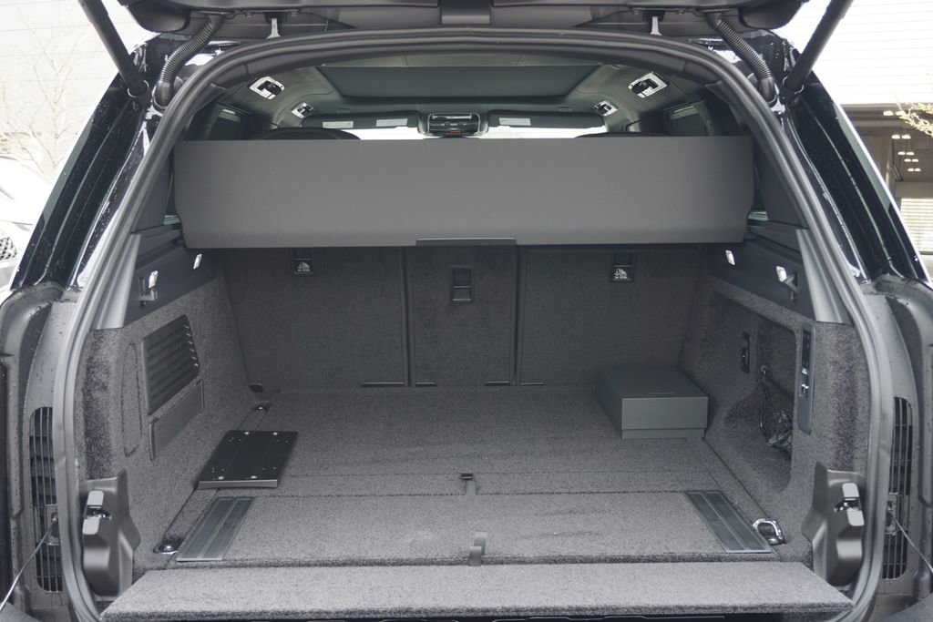 New 2025 Land Rover Range Rover Autobiography image 31