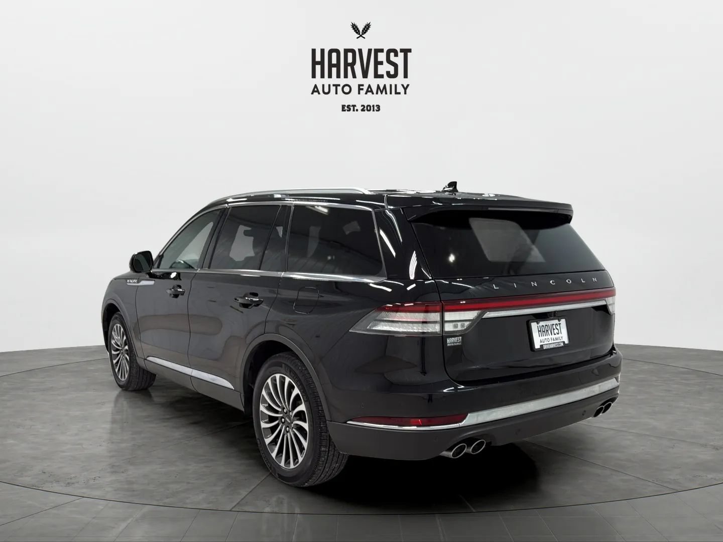 Used 2022 Lincoln Aviator Reserve w/ Equipment Group 201A AWD/4WD image 4