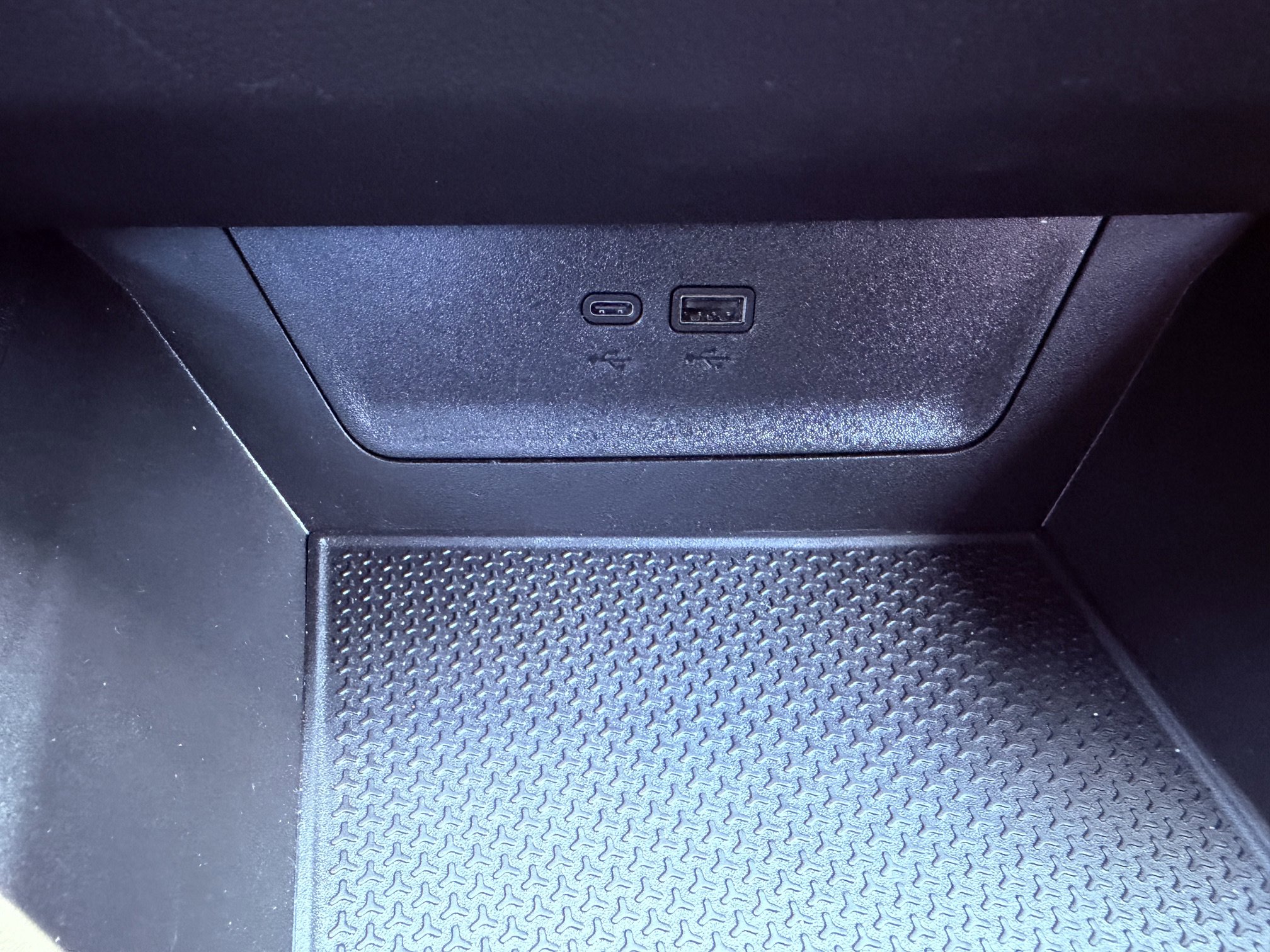 Used 2026 Chevrolet Equinox LT image 30