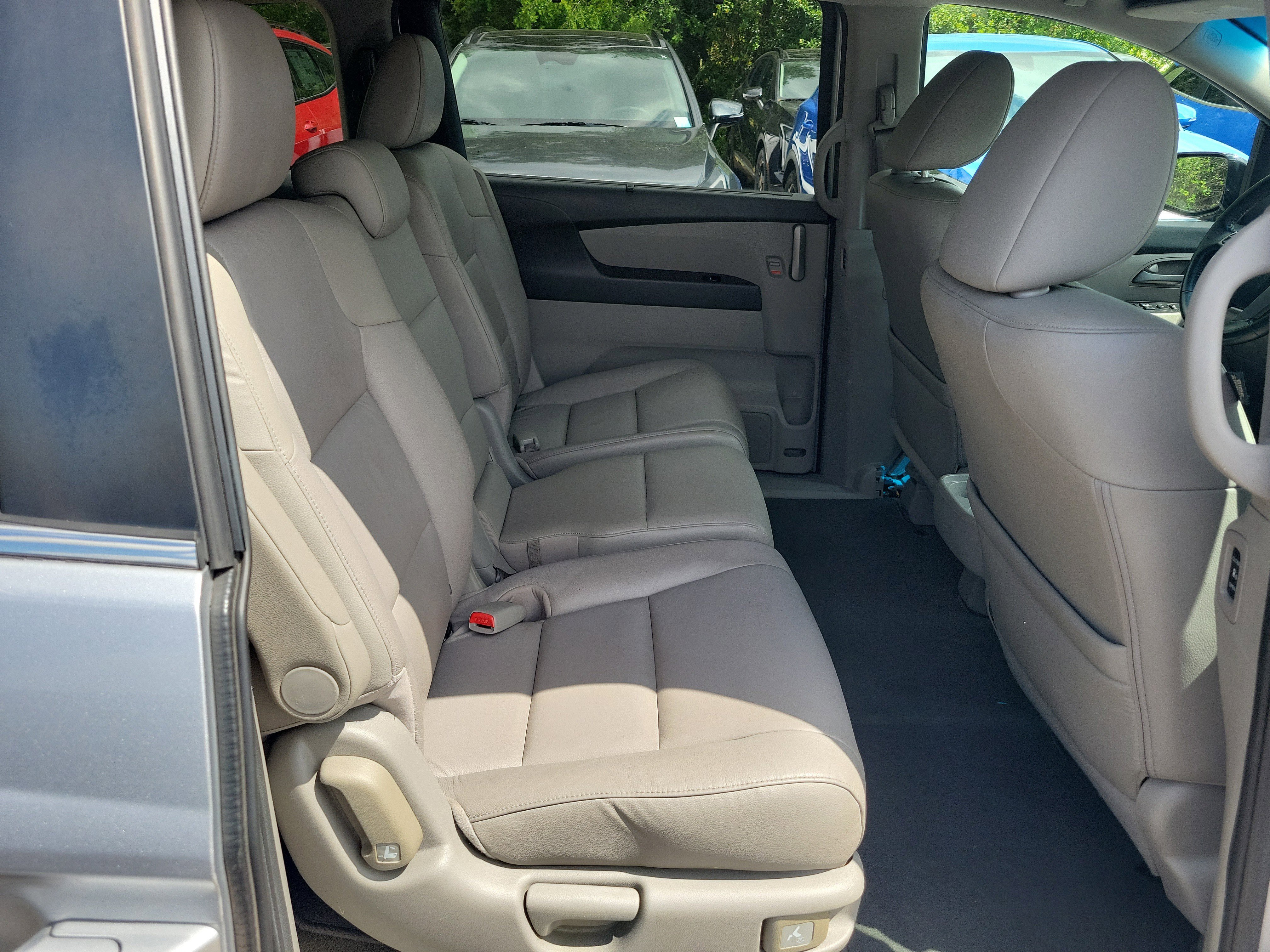 Used 2013 Honda Odyssey EX-L image 18