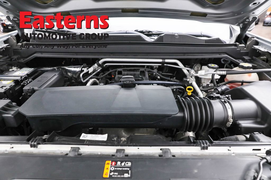 Used 2023 Chevrolet Colorado W/T RWD image 7