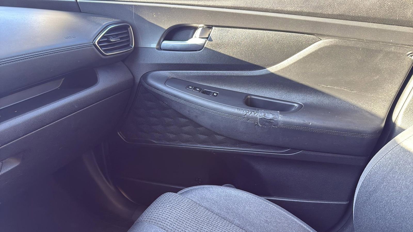 Used 2023 Hyundai Santa Fe SEL image 24