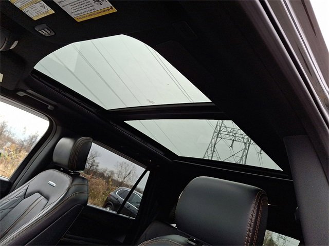 Used 2022 Ford Expedition Max Platinum image 15