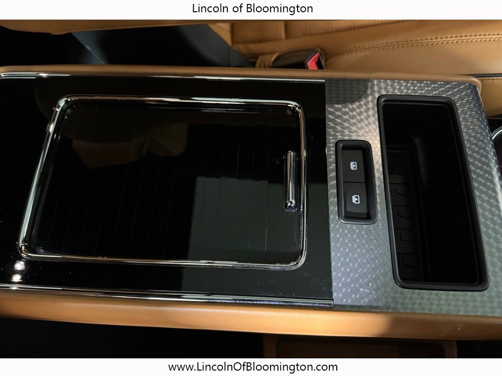 Certified 2023 Lincoln Aviator Black Label AWD/4WD image 21