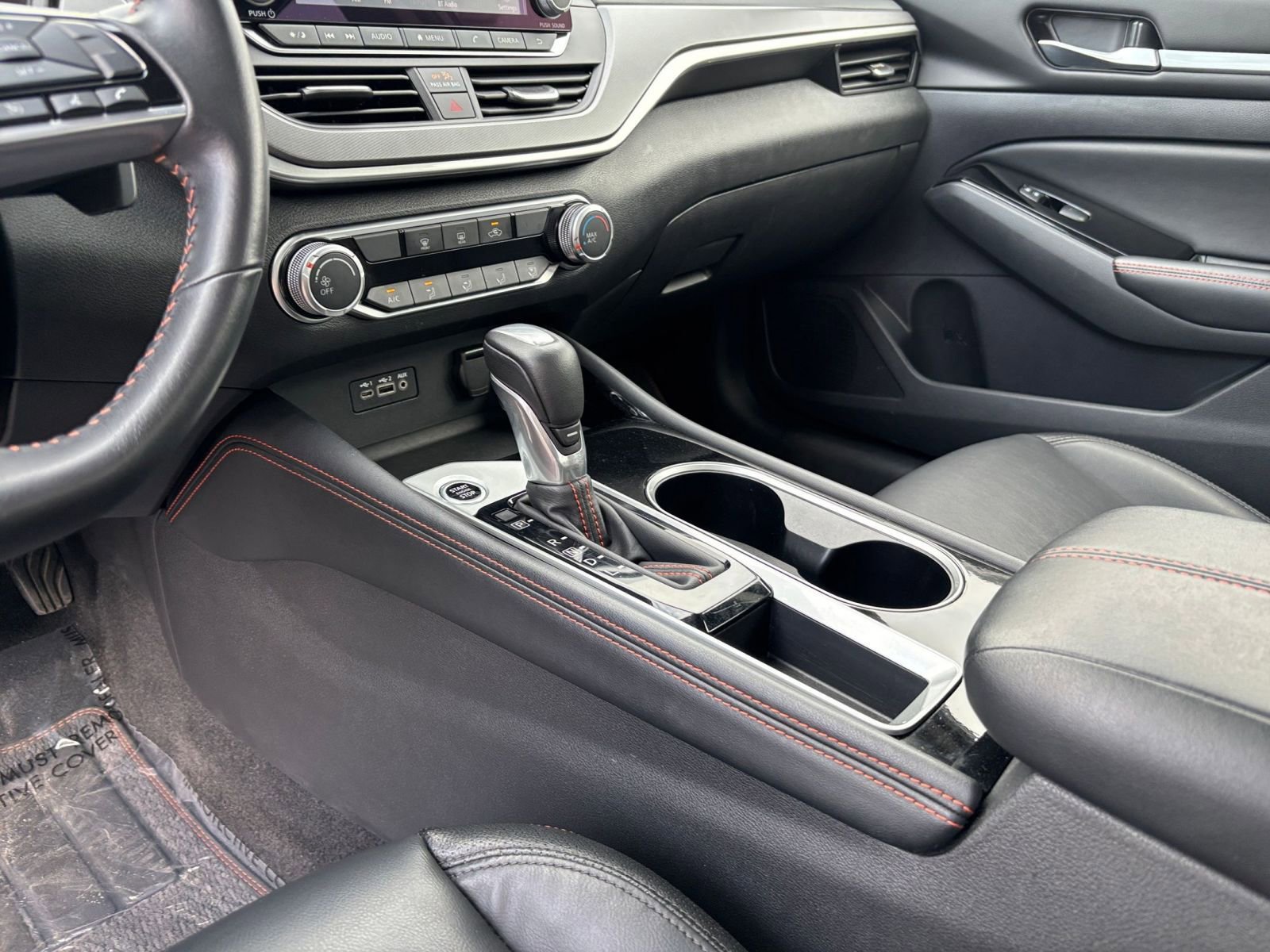 Used 2025 Nissan Altima 2.5 SR FWD image 41