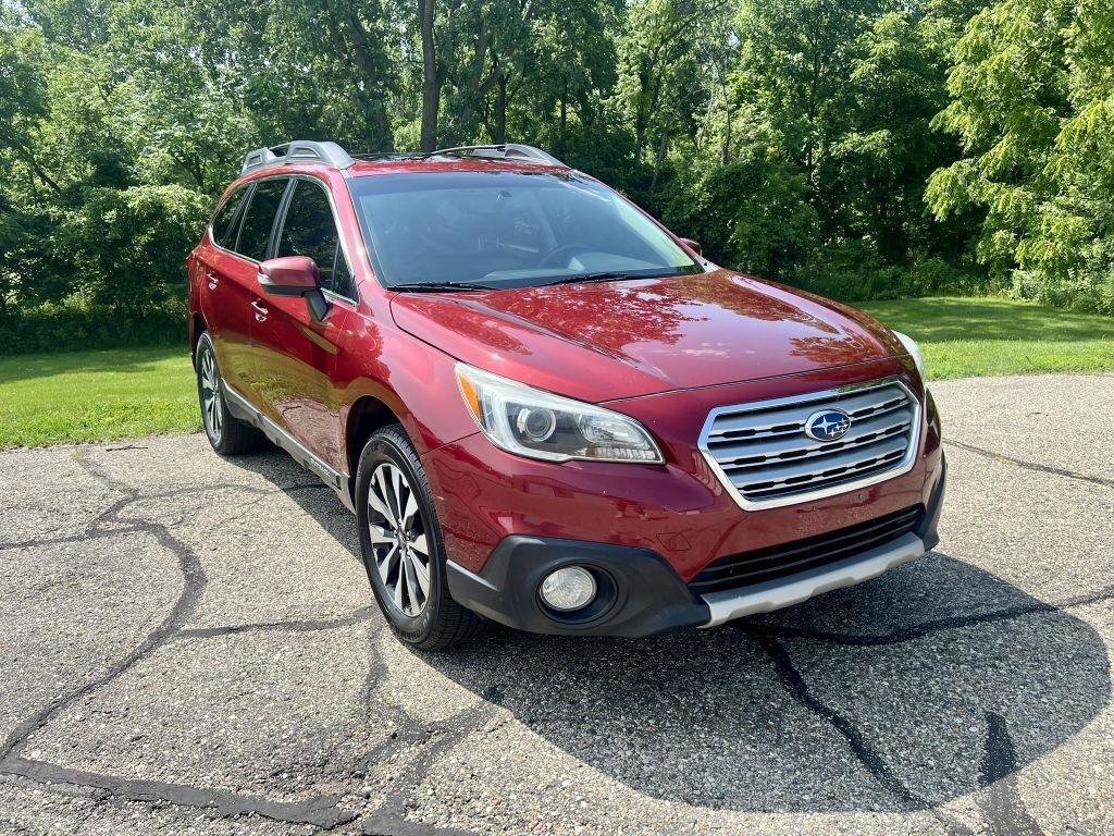 Used 2017 Subaru Outback 3.6R Limited AWD/4WD image 2