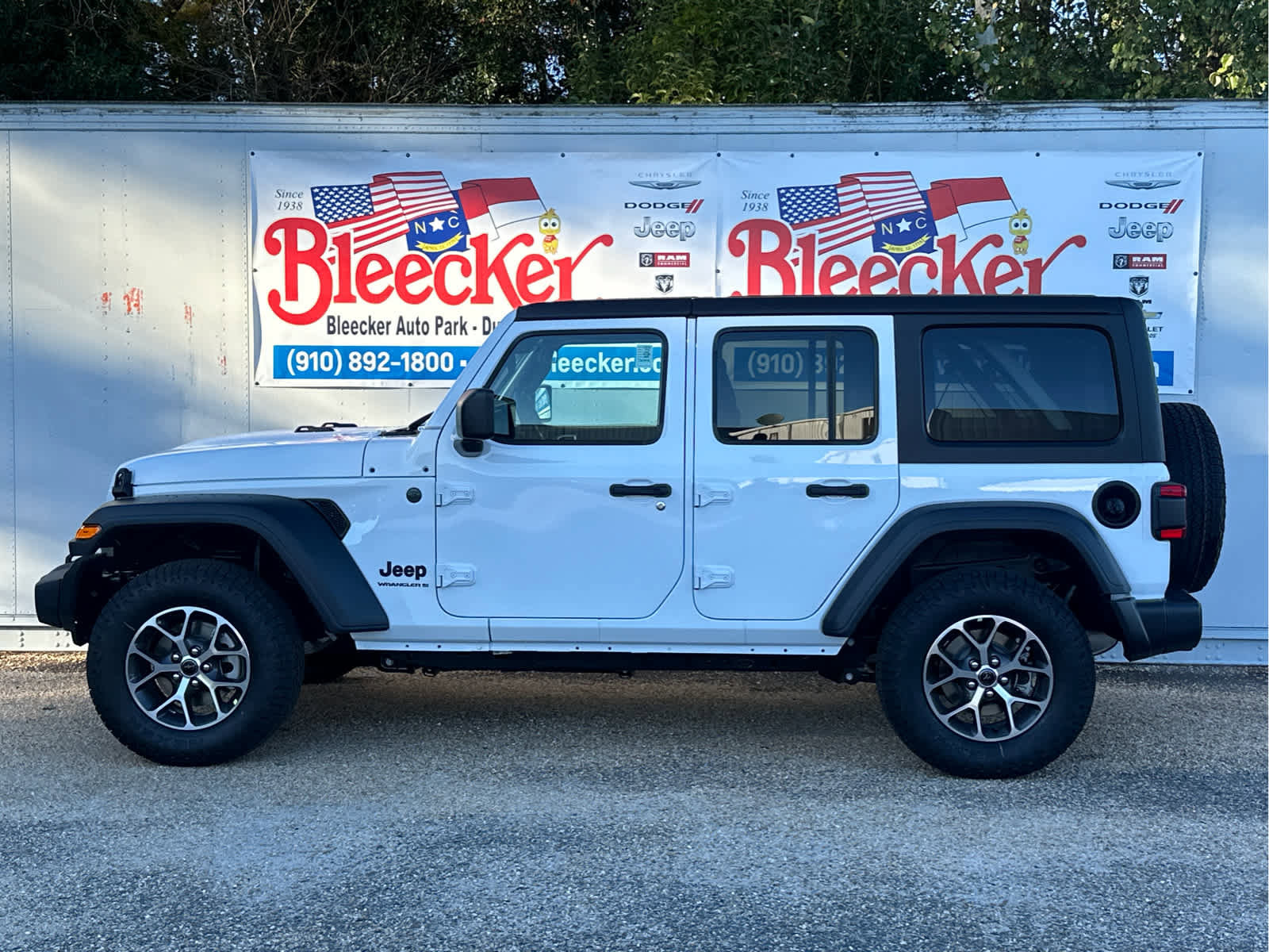 New 2025 Jeep Wrangler Sport image 7