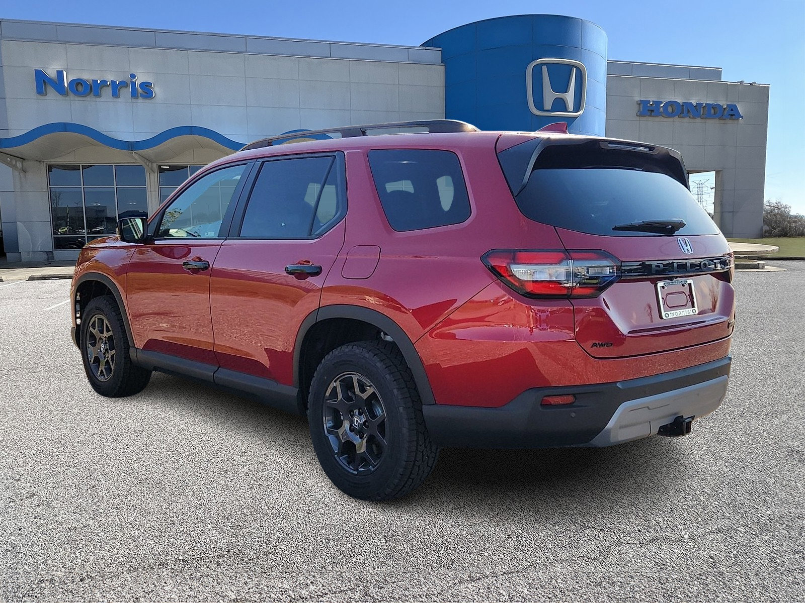 New 2025 Honda Pilot TrailSport image 3