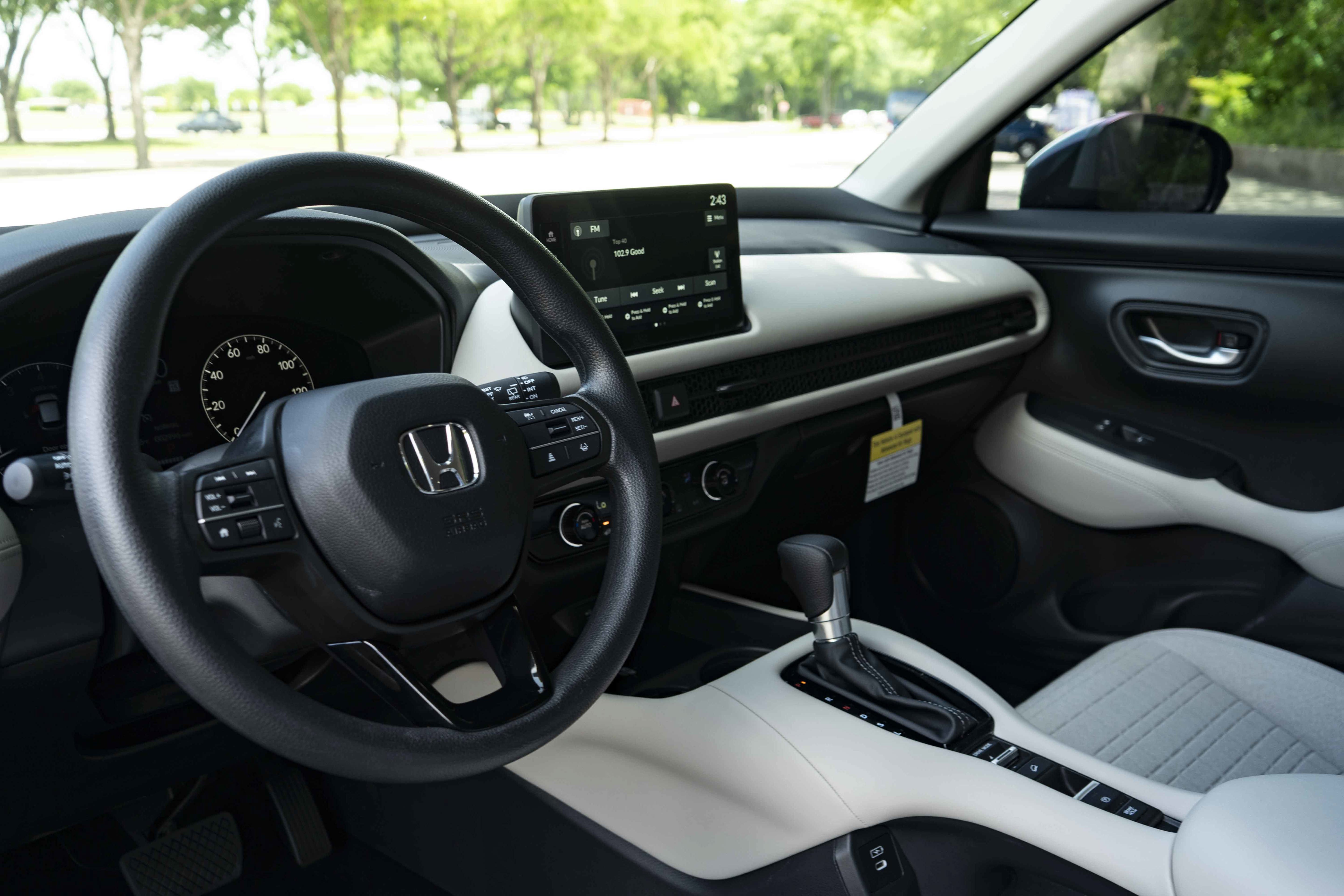 Certified 2026 Honda HR-V LX image 16