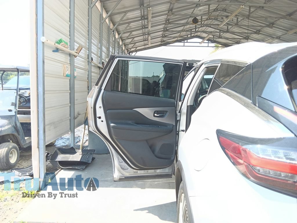 Used 2019 Nissan Murano SL FWD image 34