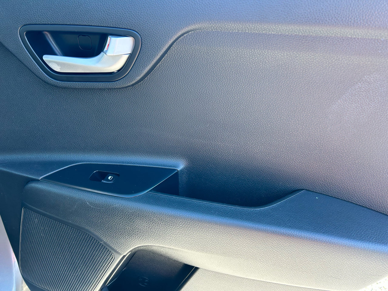 Used 2022 Kia Rio S image 13