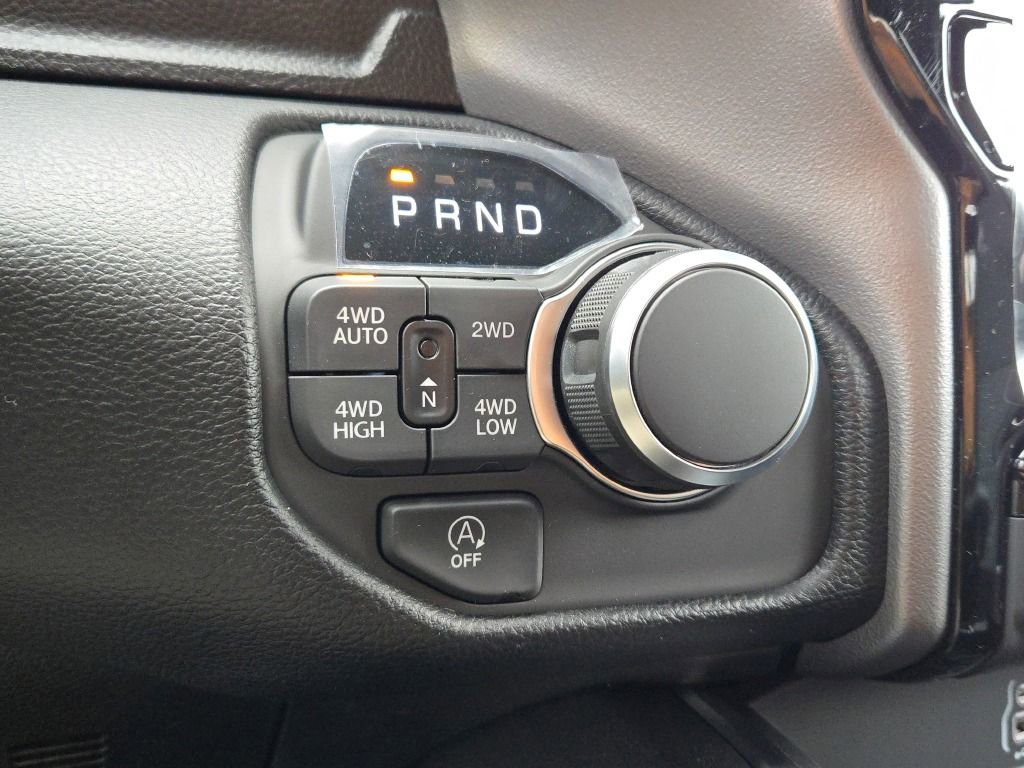 New 2026 RAM 1500 Big Horn AWD/4WD image 30