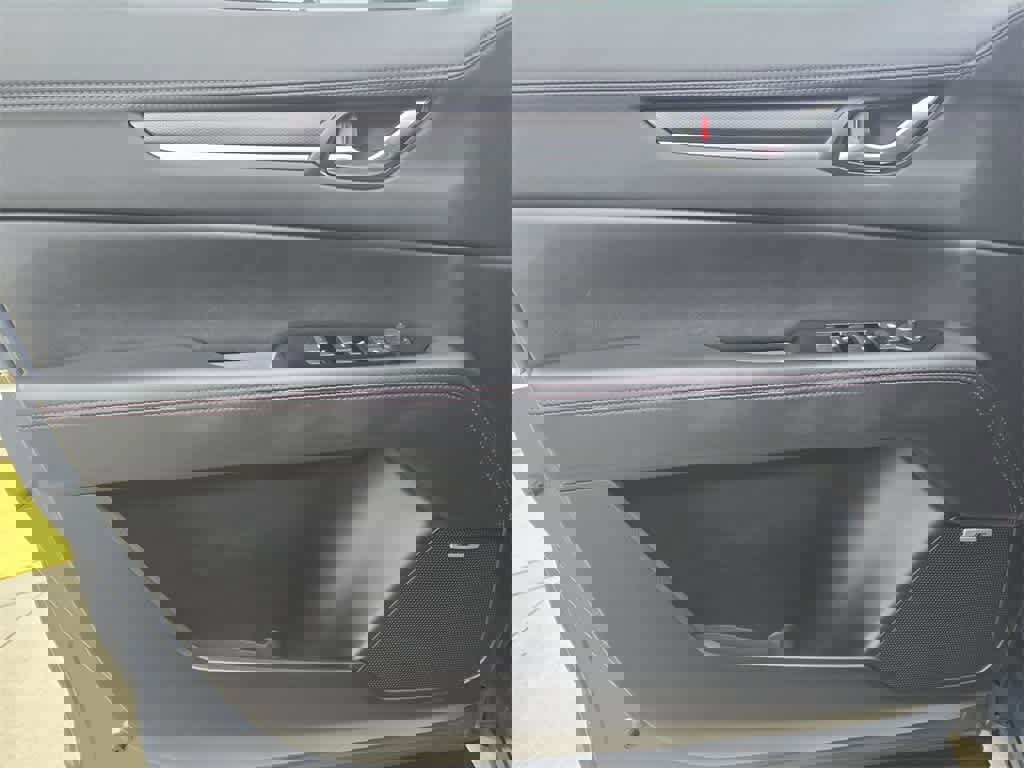 Used 2021 MAZDA CX-5 Carbon Edition image 16