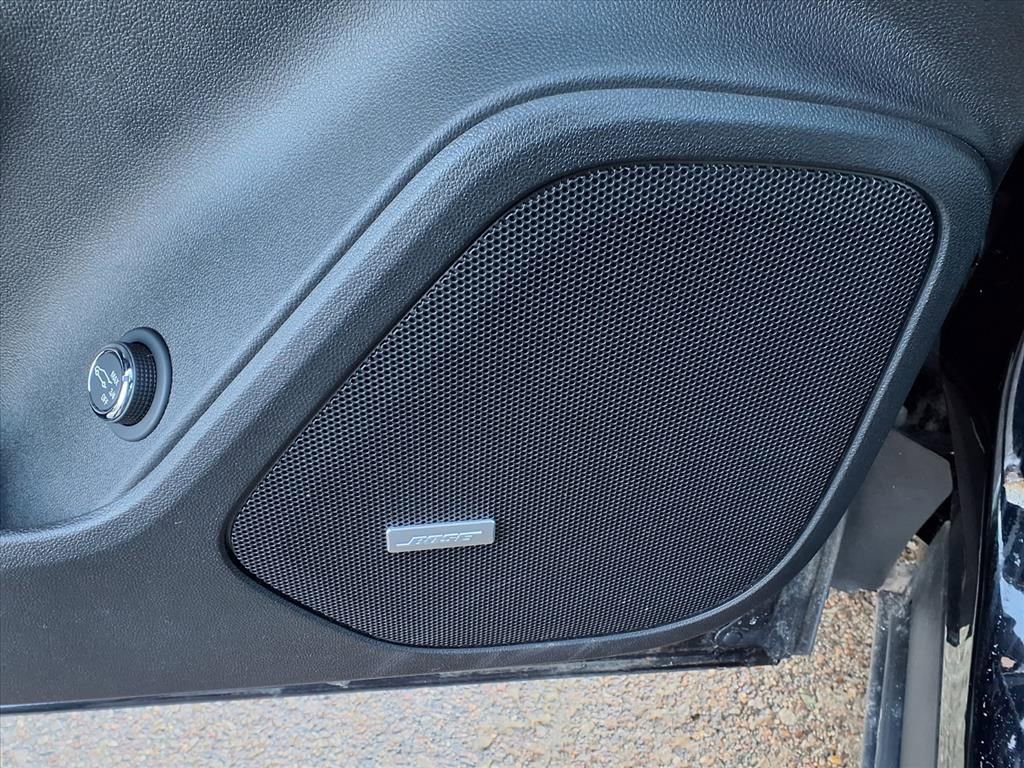 Used 2025 Chevrolet Blazer RS image 16