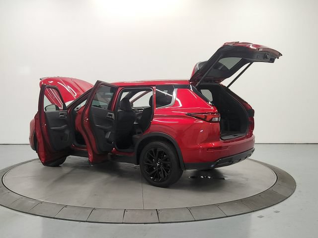 Used 2023 Mitsubishi Outlander Ralliart AWD/4WD image 14