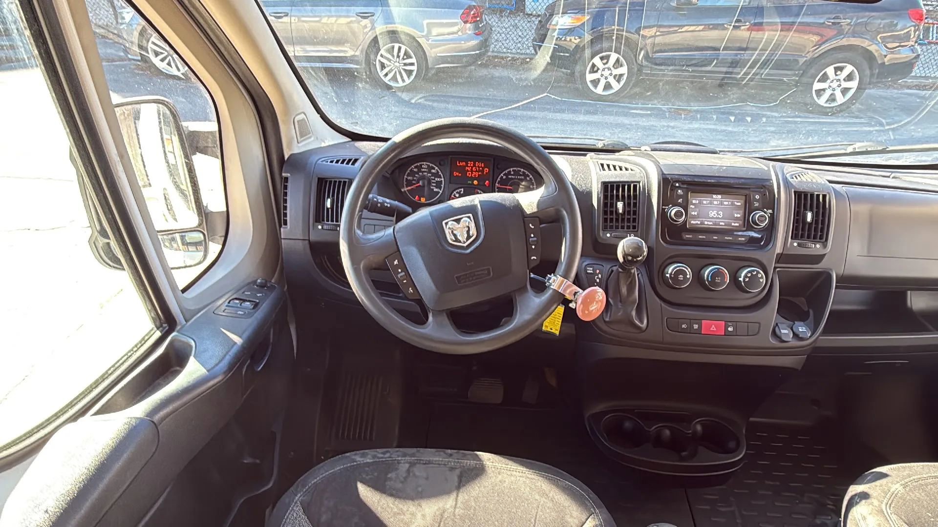 Used 2014 RAM ProMaster 2500 w/ Premium Appearance Group image 14