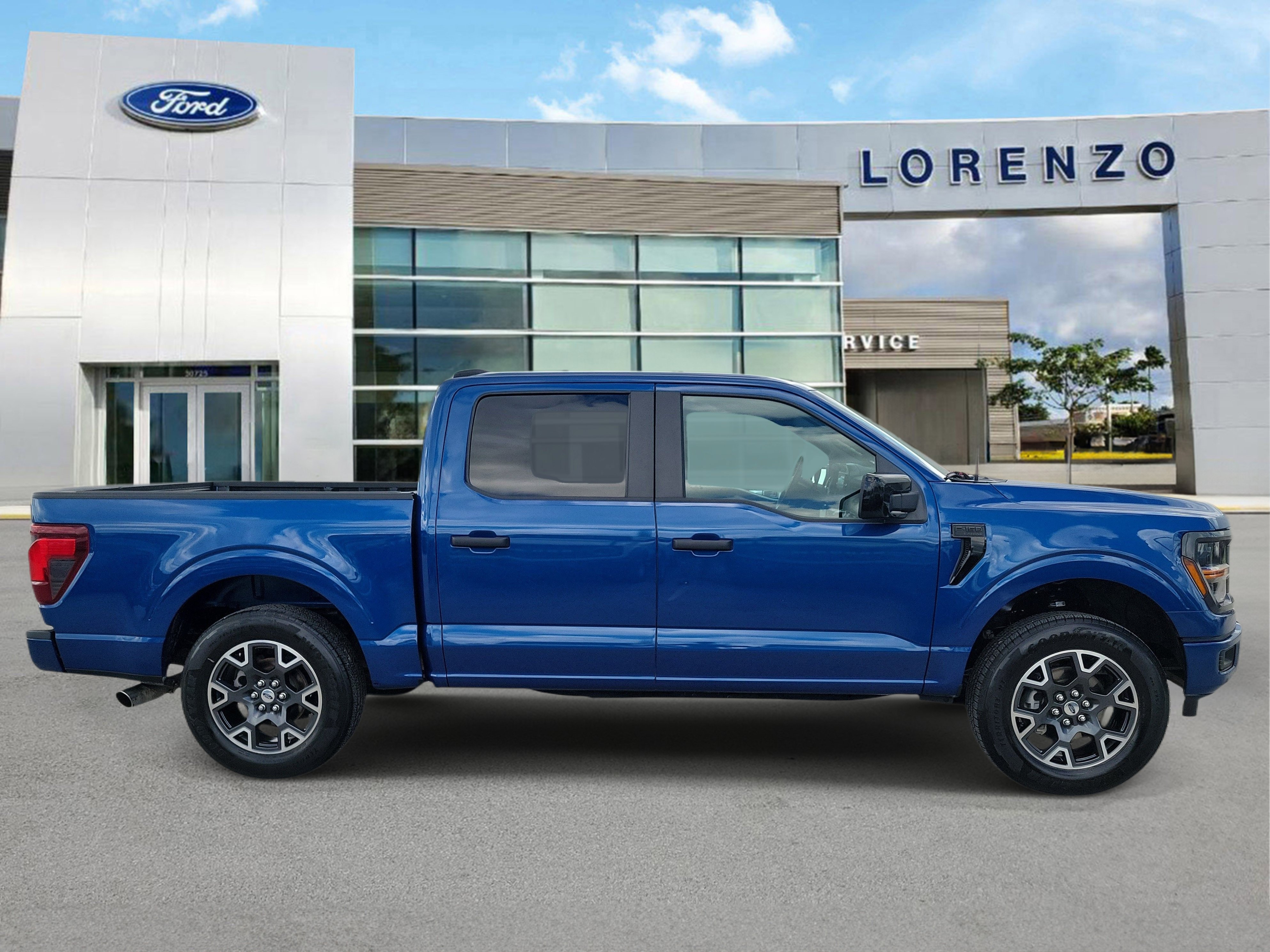 Used 2024 Ford F150 STX w/ Mobile Office Package RWD image 4