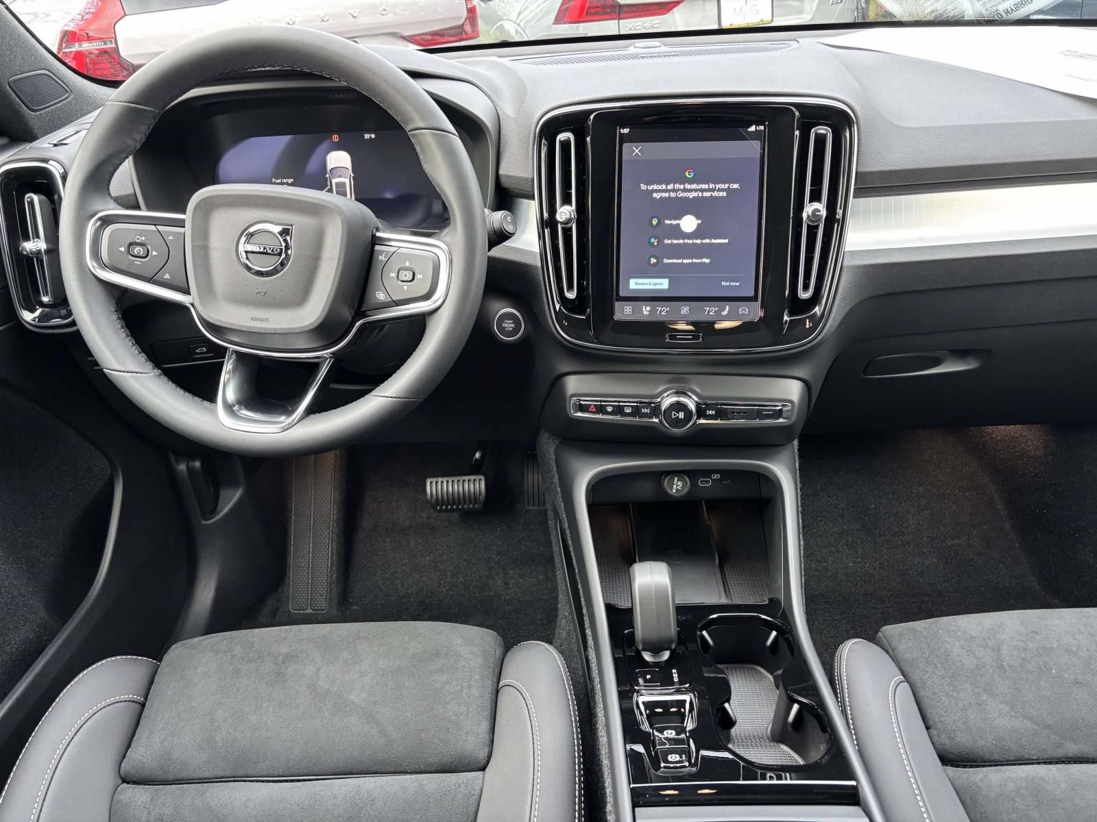 New 2026 Volvo XC40 B5 Ultra w/ Protection Package Premier AWD/4WD image 27