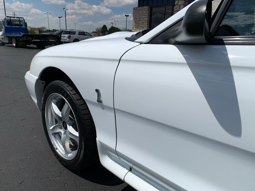 Used 1998 Ford Mustang Cobra RWD image 20