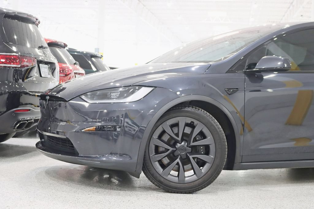 Used 2024 Tesla Model X AWD/4WD image 2
