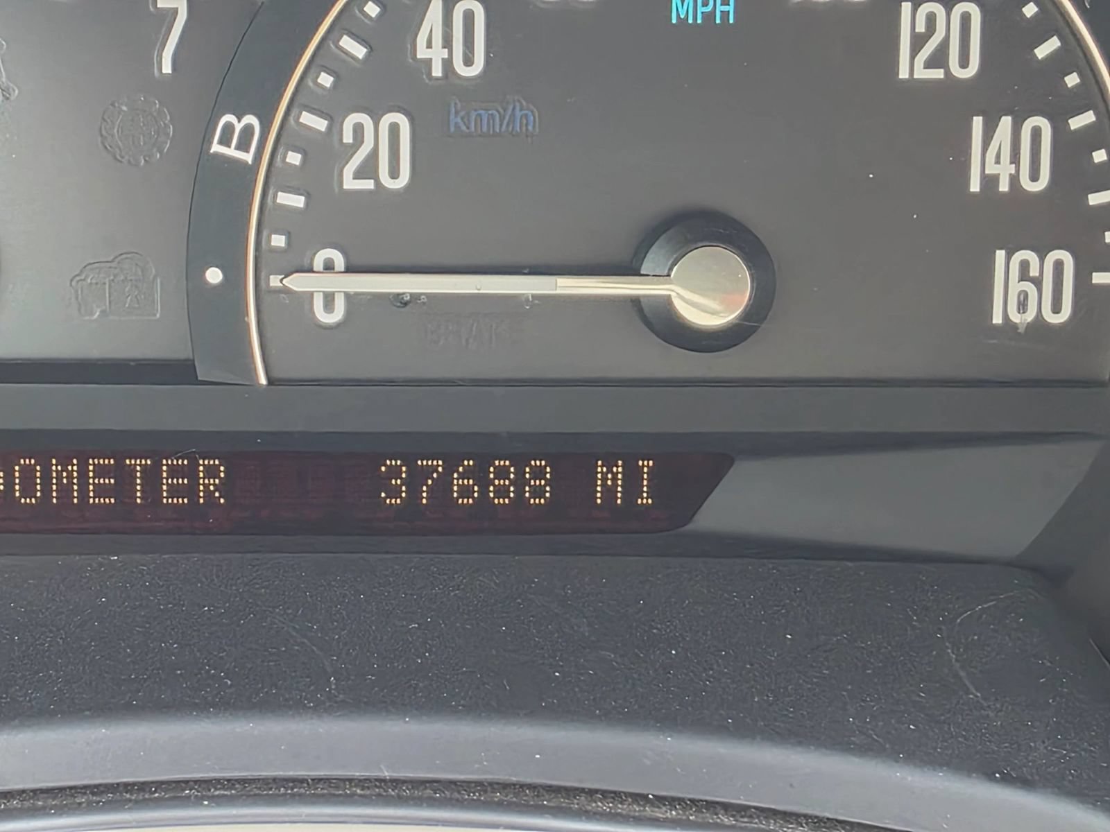 Used 2004 Cadillac XLR RWD image 14
