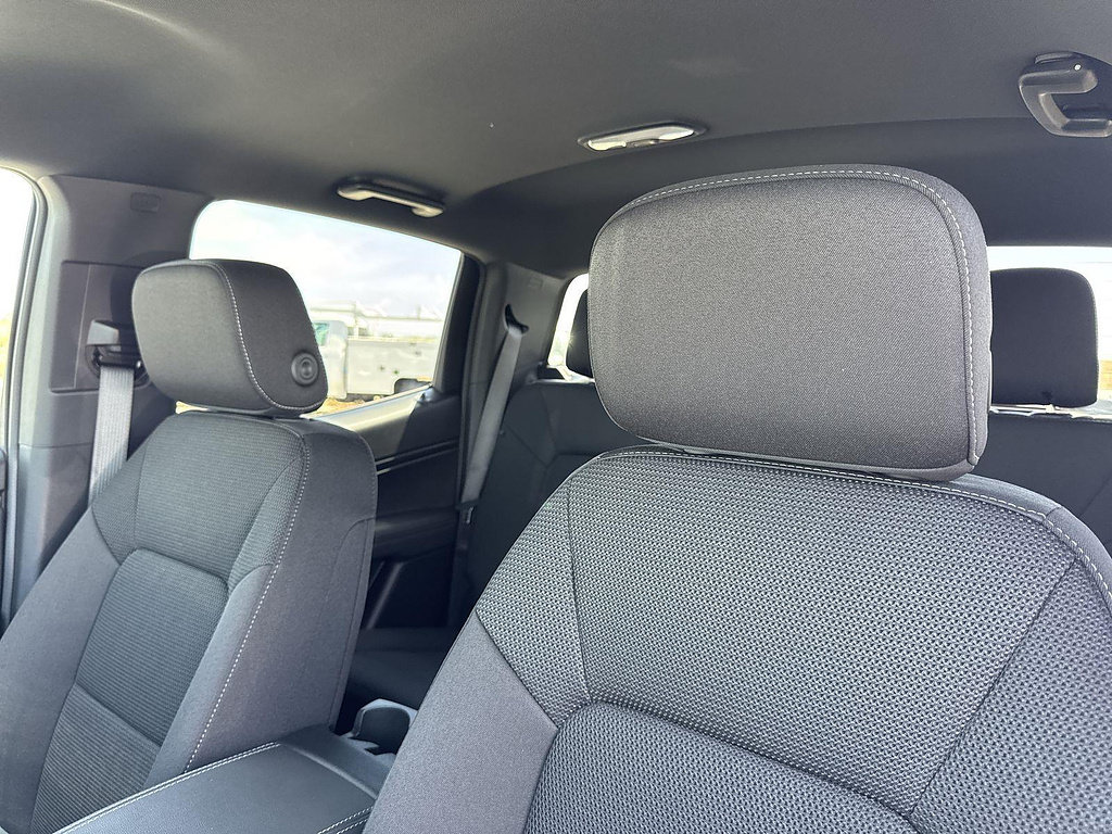 New 2026 GMC Canyon Elevation w/ Convenience Package RWD image 22