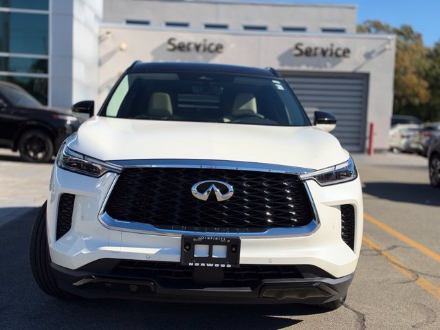 Certified 2023 INFINITI QX60 Luxe w/ Cargo Package AWD/4WD image 8