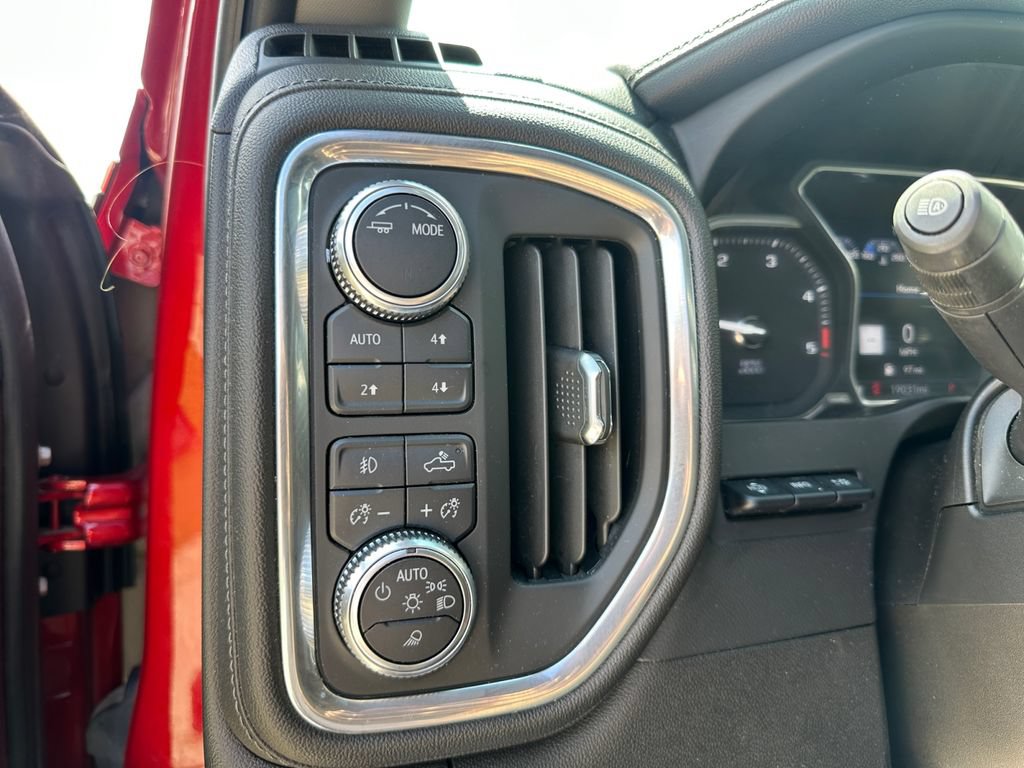 Used 2021 GMC Sierra 2500 Denali w/ Denali Ultimate Package AWD/4WD image 16