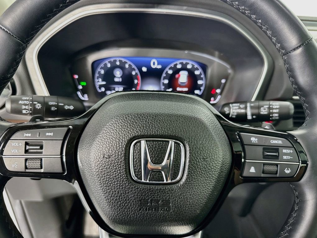 Used 2024 Honda Pilot Elite image 16