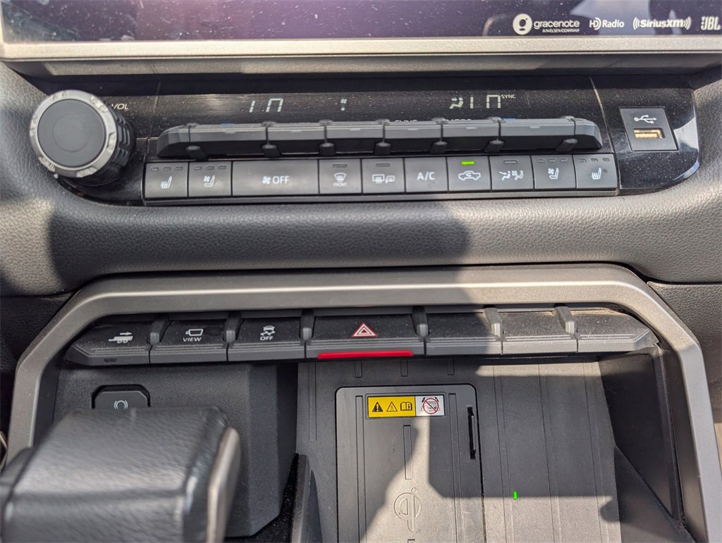 Used 2023 Toyota Tundra Limited image 20