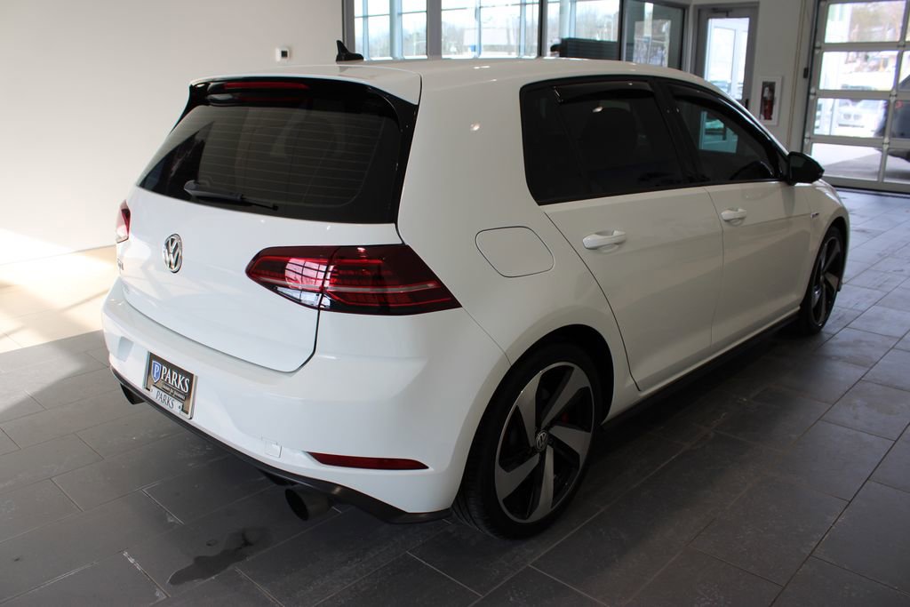 Used 2018 Volkswagen GTI SE image 18