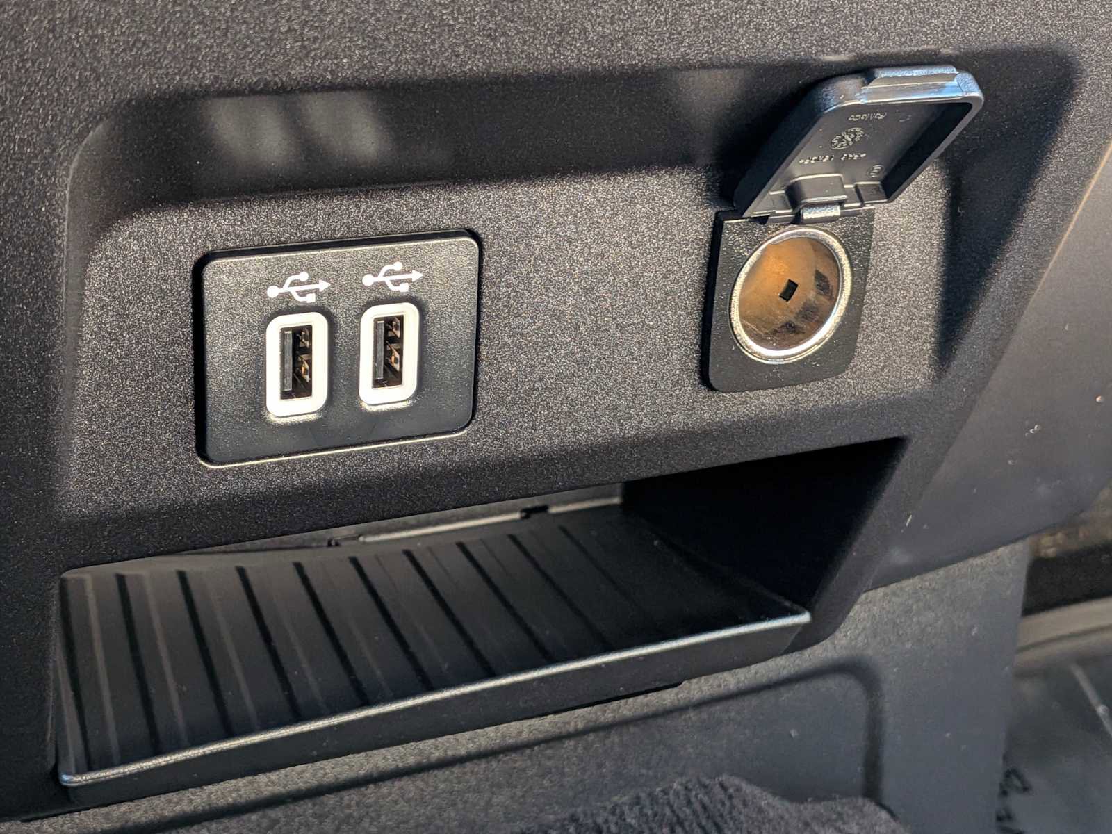 Used 2019 Ford F150 XLT w/ Equipment Group 302A Luxury AWD/4WD image 24