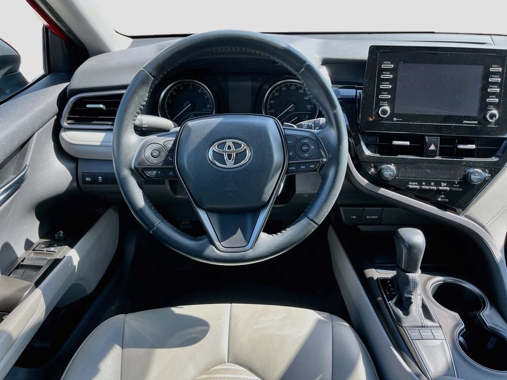 Used 2022 Toyota Camry SE FWD image 21