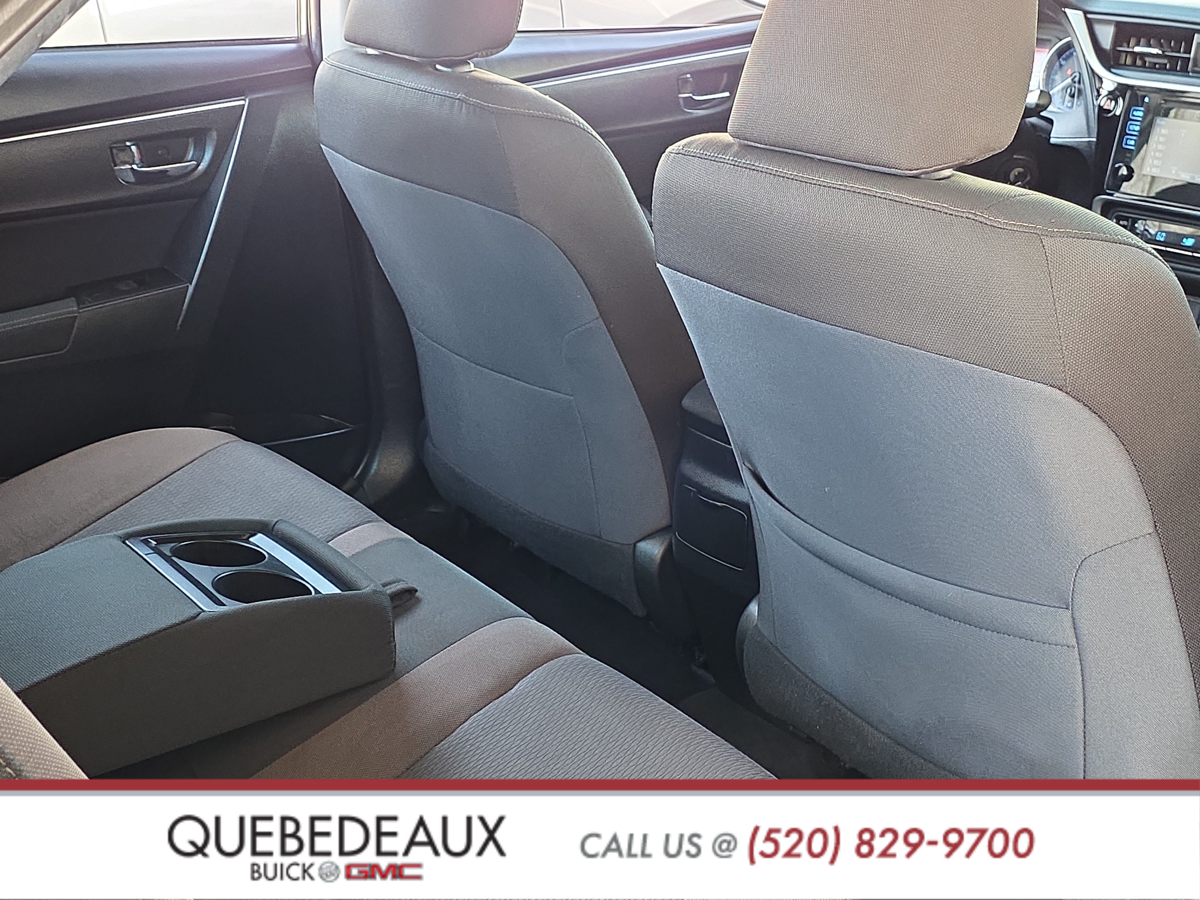 Used 2017 Toyota Corolla LE w/ Carpet Mat Package (TMS) FWD image 23