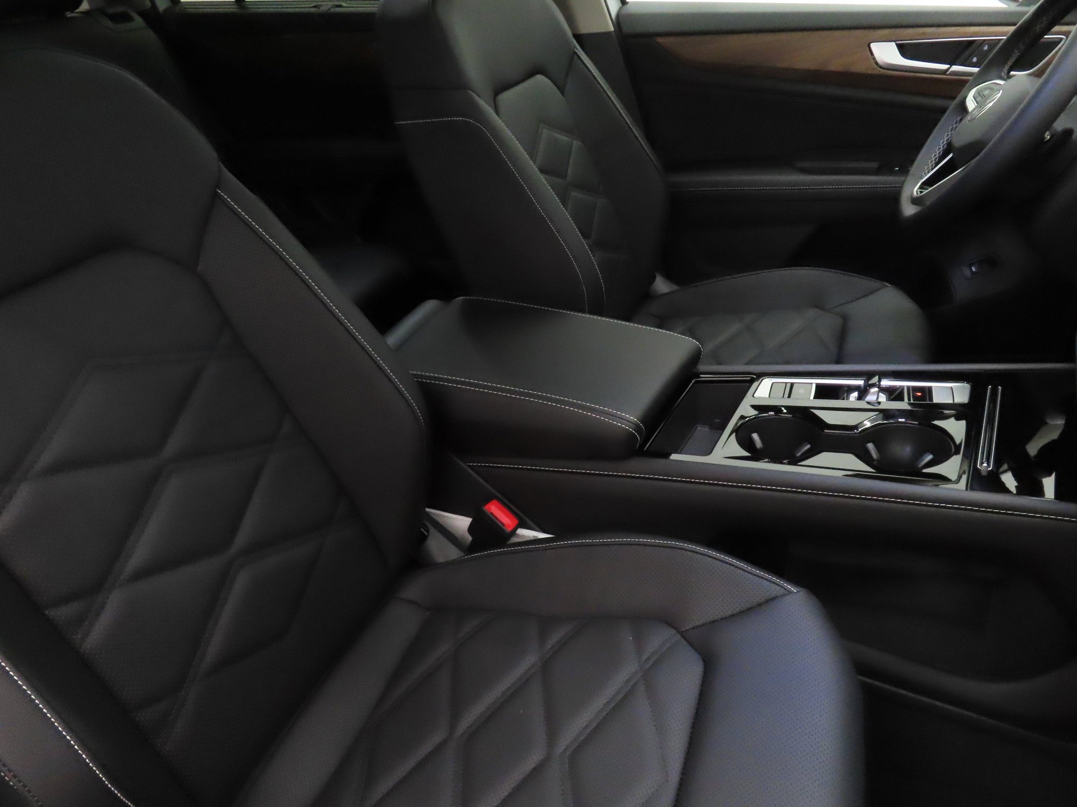 Certified 2026 Volkswagen Atlas SE FWD image 27