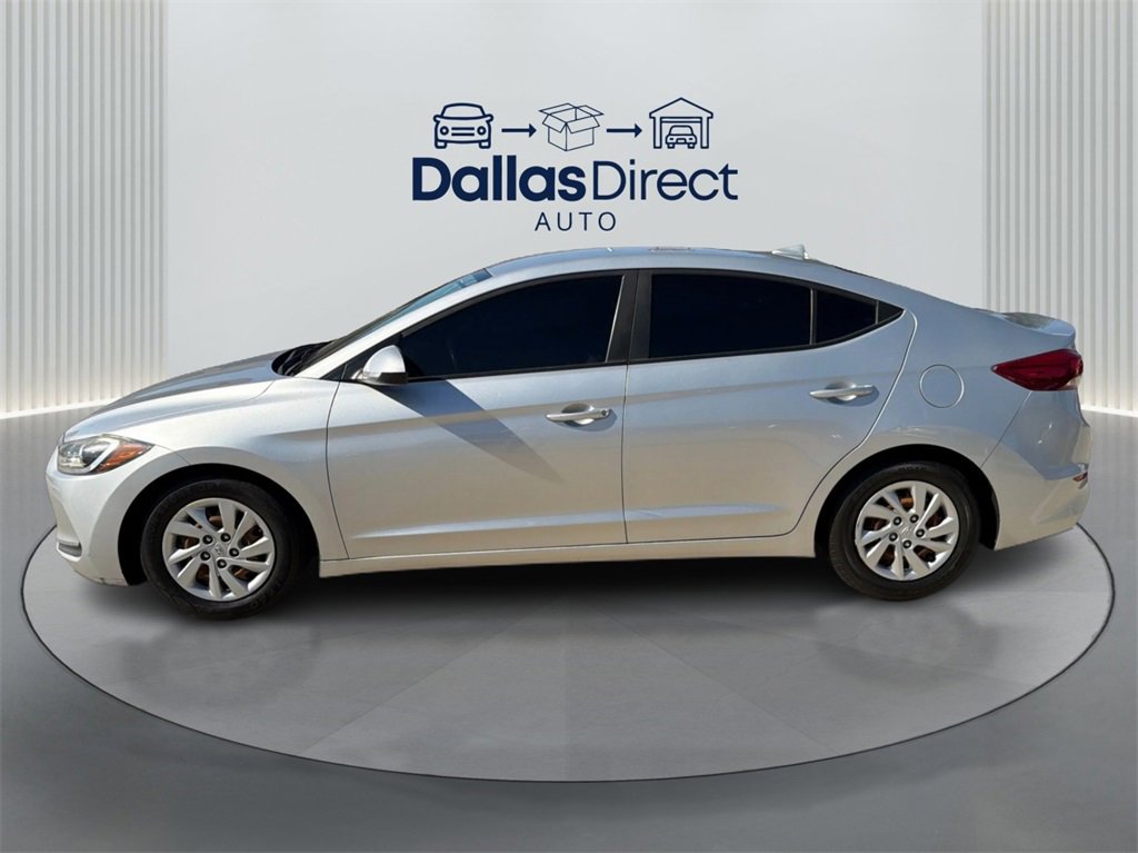 Used 2017 Hyundai Elantra SE image 9