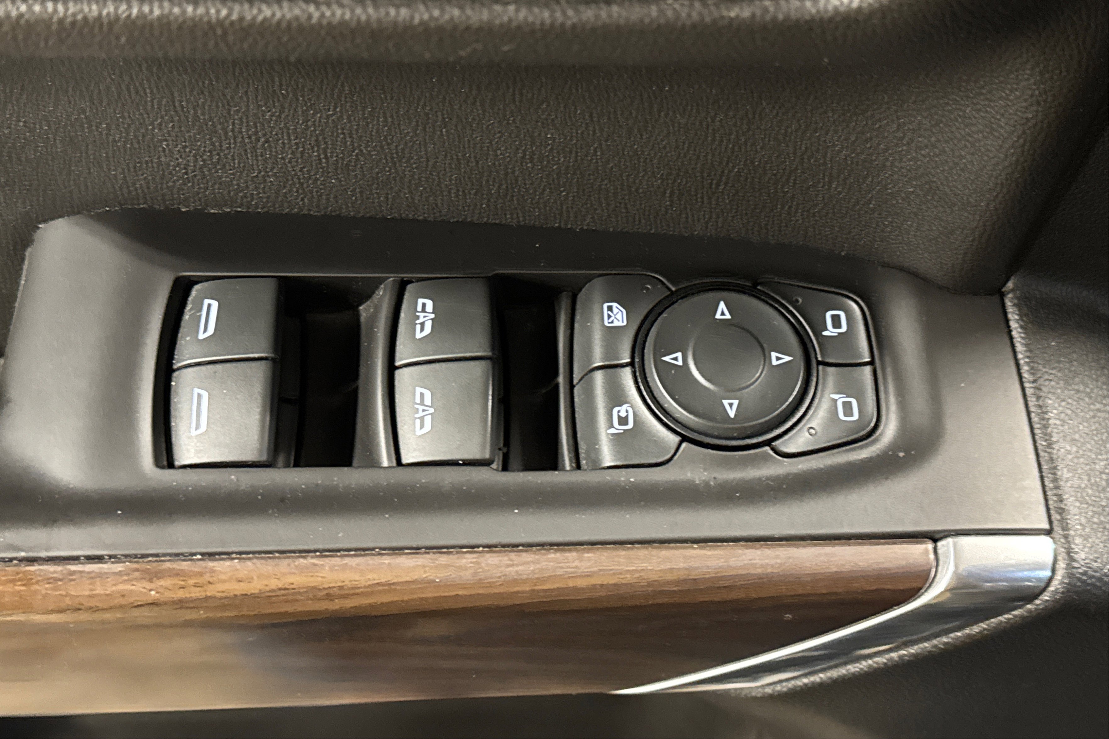 Used 2019 GMC Sierra 1500 SLT image 18