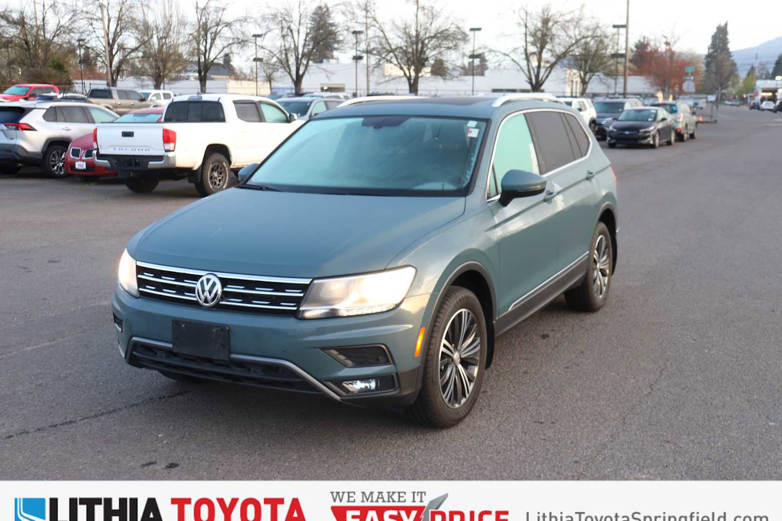 Used 2019 Volkswagen Tiguan SEL image 1